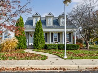 413 Edgewater Dunes Pkwy, Saint Joseph, MI 49085