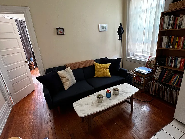 4621 Spruce St #2F — Photo 12