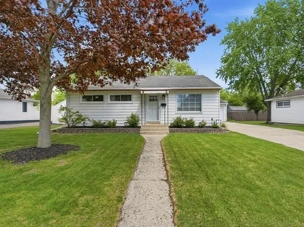 1517 N Bel Ayr DRIVE, Waukesha, WI 53188