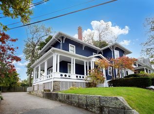 2 Clyfton St APT 2, Plymouth, MA 02360