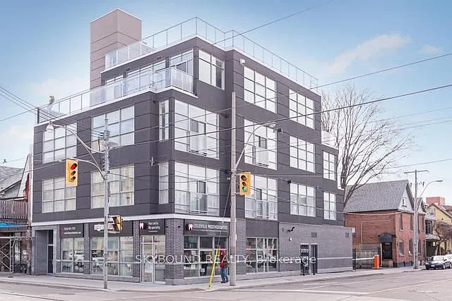 1003 Queen St E #303