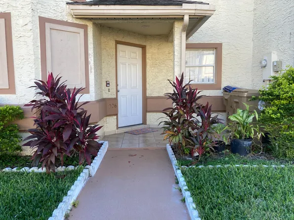 226 Dawn Ct, Kissimmee, FL 34743