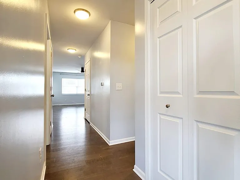 1533 Tall Grass Prairie Dr — Photo 3