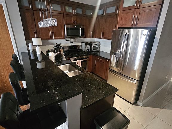 3rd image of 80-82 Bloomfield St #3A