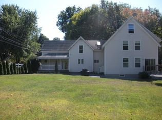 63 Pleasant St, Berlin, MA 01503