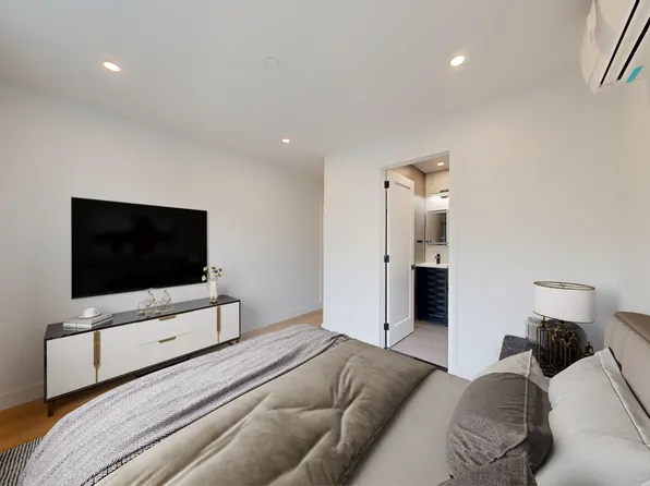 5614 3rd Avenue image 5 of 12