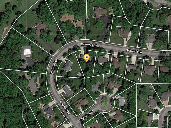 5th image of 701 Oakwood Ln