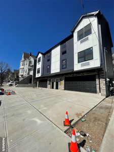 81-83-83 Haledon Ave, Paterson, NJ, 07522