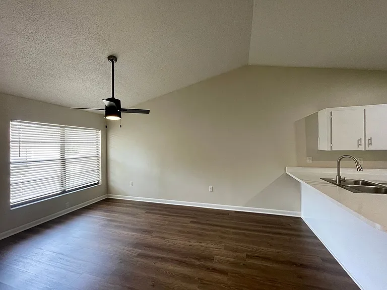 The Rhoads Apartments | 2 Bedroom Apartments in Leesburg, FL — Photo 28