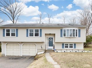 80 Eagle Pl, West Haven, CT 06516