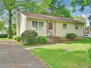 745 Voorhees Ave, Middlesex, NJ 08846