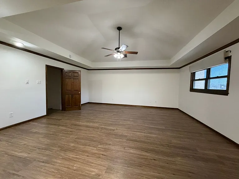 204 Dublin Cir #A — Photo 16