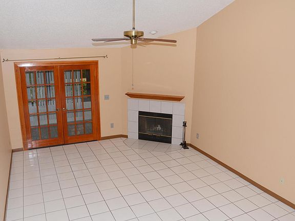 2nd image of 198 La Pasada Cir S