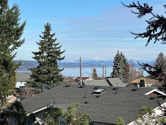 3rd image of 6306 N Hale Street