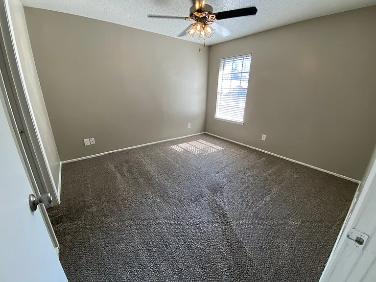 Walnut Creek Apartments — Photo 75
