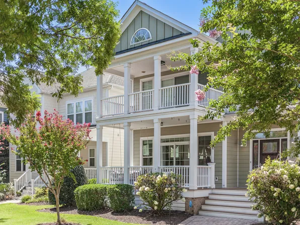 2604 E Pembroke Ave, Hampton, VA 23664