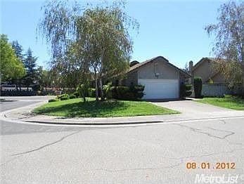1st image of 2406 Meadow Lake Dr