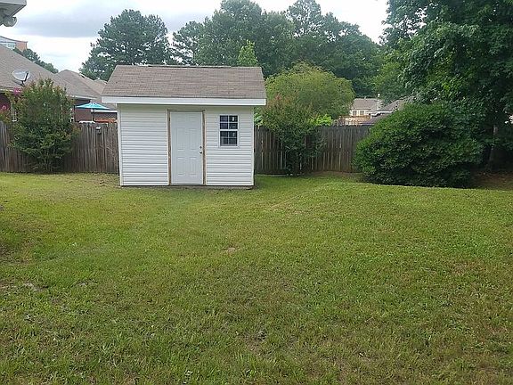 10x10 storage building