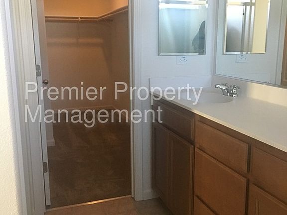 3rd image of 107 Buena Ventura St