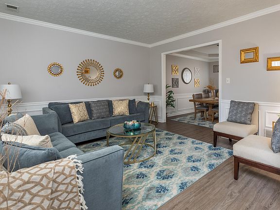 4th image of 4852 Clifford Cir