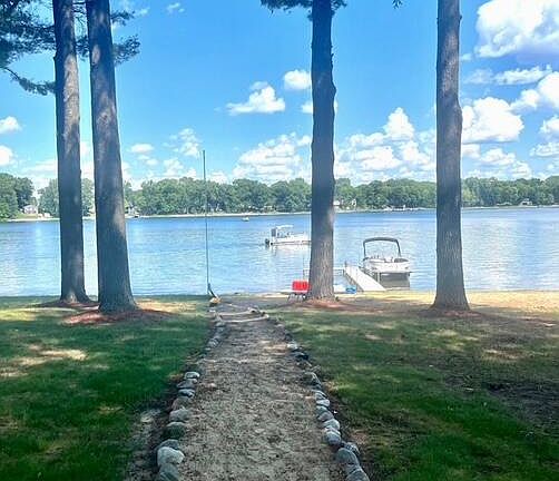 3rd image of 4142 Fogeson Dr
