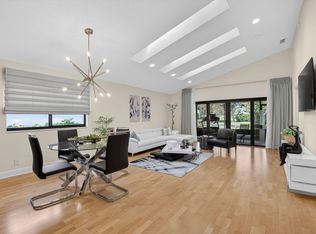 19699 Waters Pond Ln APT 601, Boca Raton, FL 33434