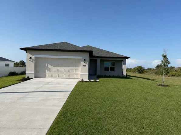 2819 71st St W, Lehigh Acres, FL 33971