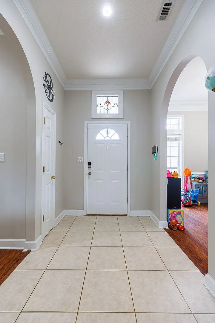 Available Soon! 4614 Briarberry Drive — Photo 3