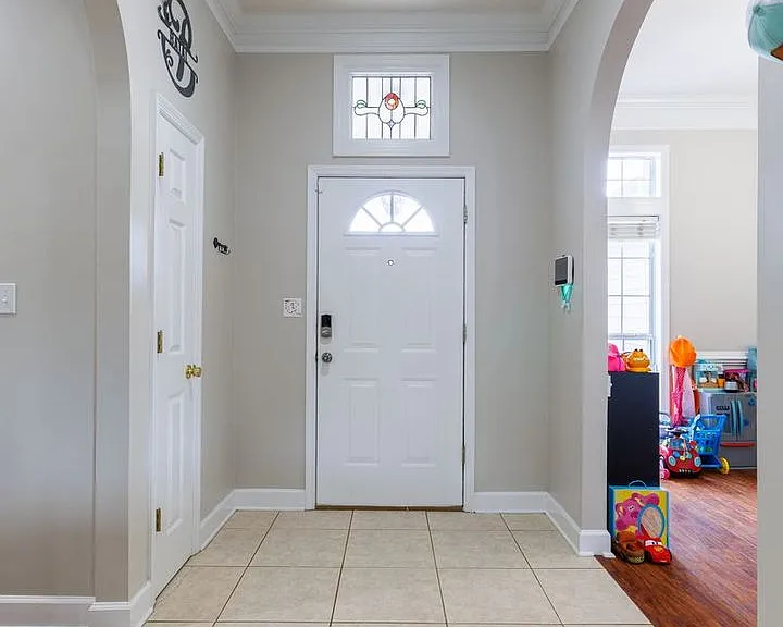 4614 Briarberry Dr — Photo 3