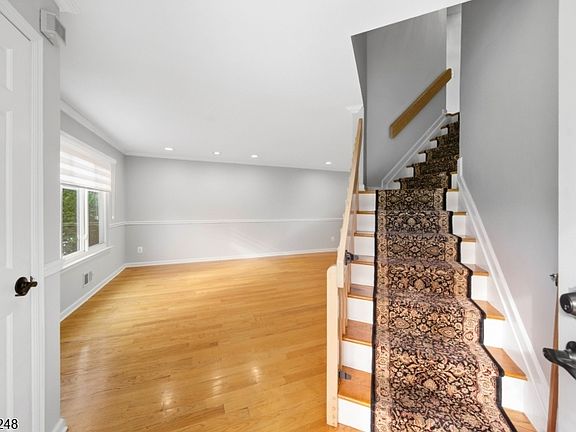 4th image of 3115 Park Pl