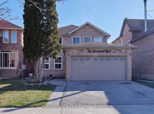 122 Ravenscroft Rd #Basement, Ajax, ON L1T 1Y2