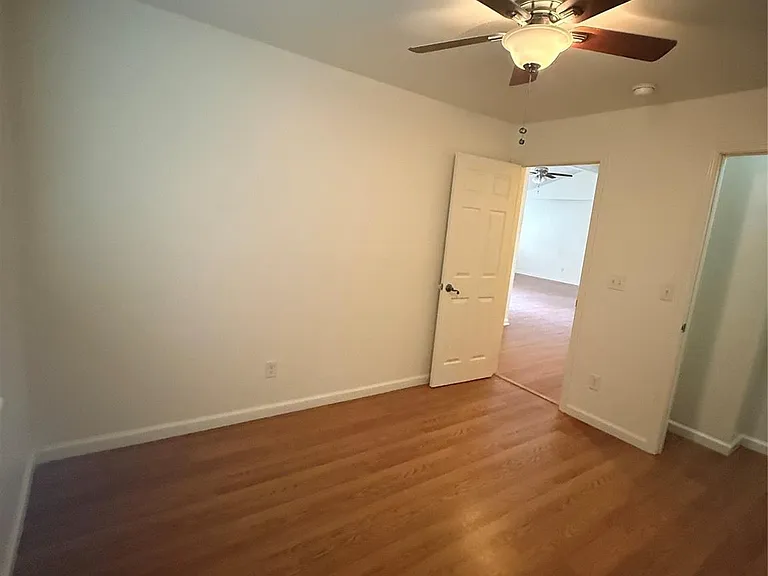 1315 Sycamore Ave — Photo 13