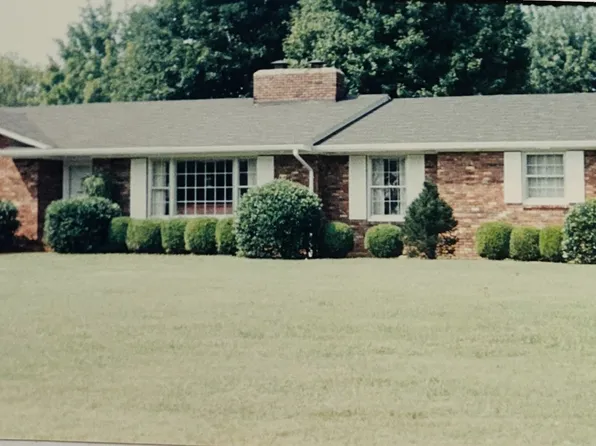 620 6th Ave S, Lewisburg, TN 37091
