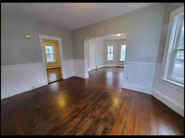 2 Conduit St APT 1, Lawrence, MA 01841