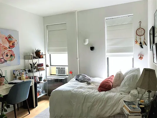 Rented by Dynamik Realty | media 25