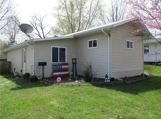 420 W South 7th St, Shelbyville, IL 62565