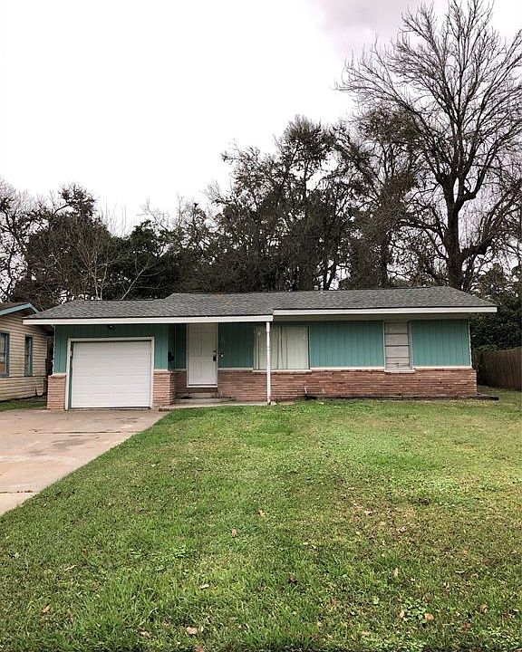 1st image of 107 Jasmine St