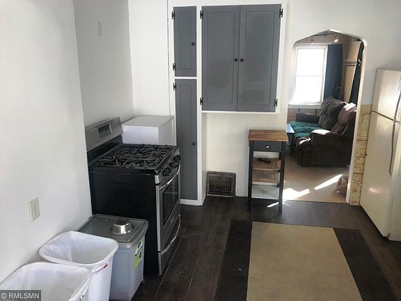 5th image of 516 8th Ave S