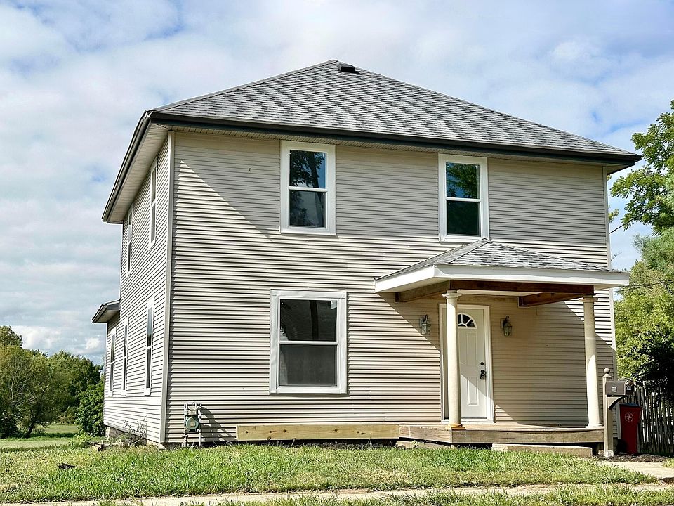 1st image of 211 S Oak St