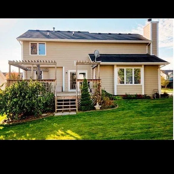 Building Photo - 4783 Waterford Dr
