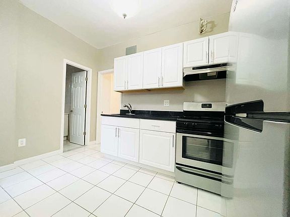 4th image of 28-21 37th St #4F