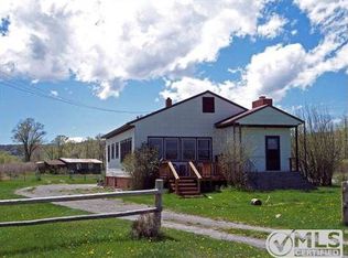 3 Road 4cp, Meeteetse, WY 82433