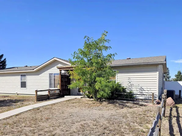 6810 Elmwood Ave, Cheyenne, WY 82007