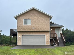 305 Sand Dune Ave NW, Ocean Shores, WA