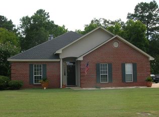1692 Cumberland Dr, Prattville, AL 36066