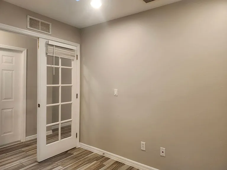 527 Hancock Bridge Pkwy — Photo 18