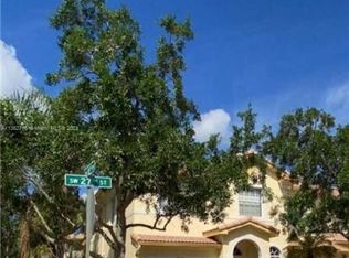 8491 SW 27th St #101, Hollywood, FL 33025