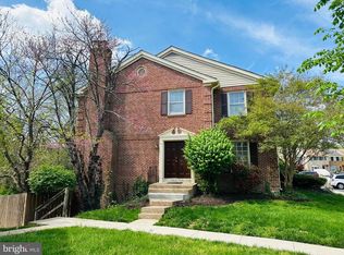 8251 Clifton Farm Ct, Alexandria, VA 22306