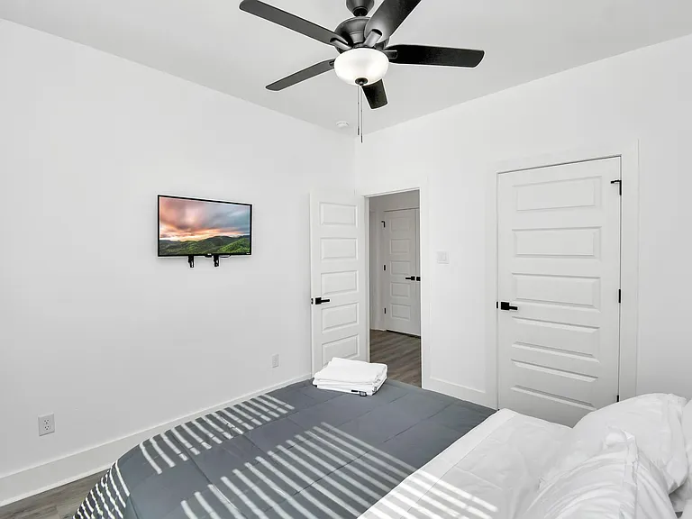 6531 Rosemary Ln #A — Photo 29