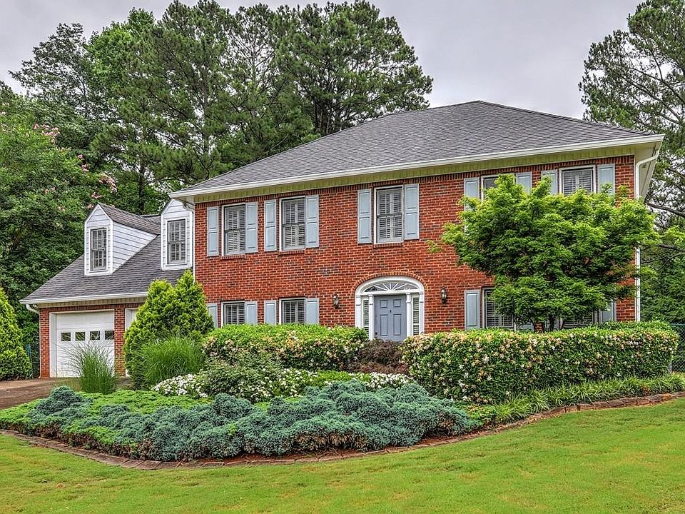 1st image of 2556 Barry Ct